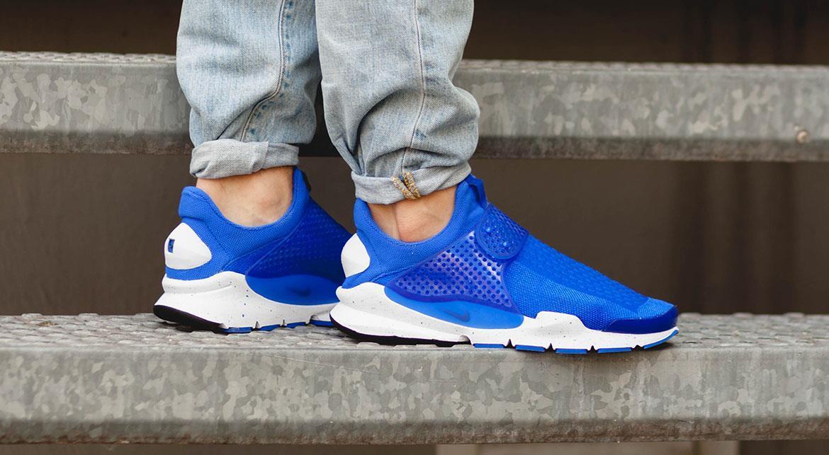 Nike sock dart racer best sale